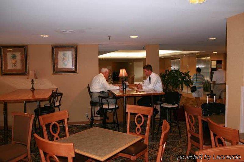 Hampton Inn By Hilton Milford Buitenkant foto