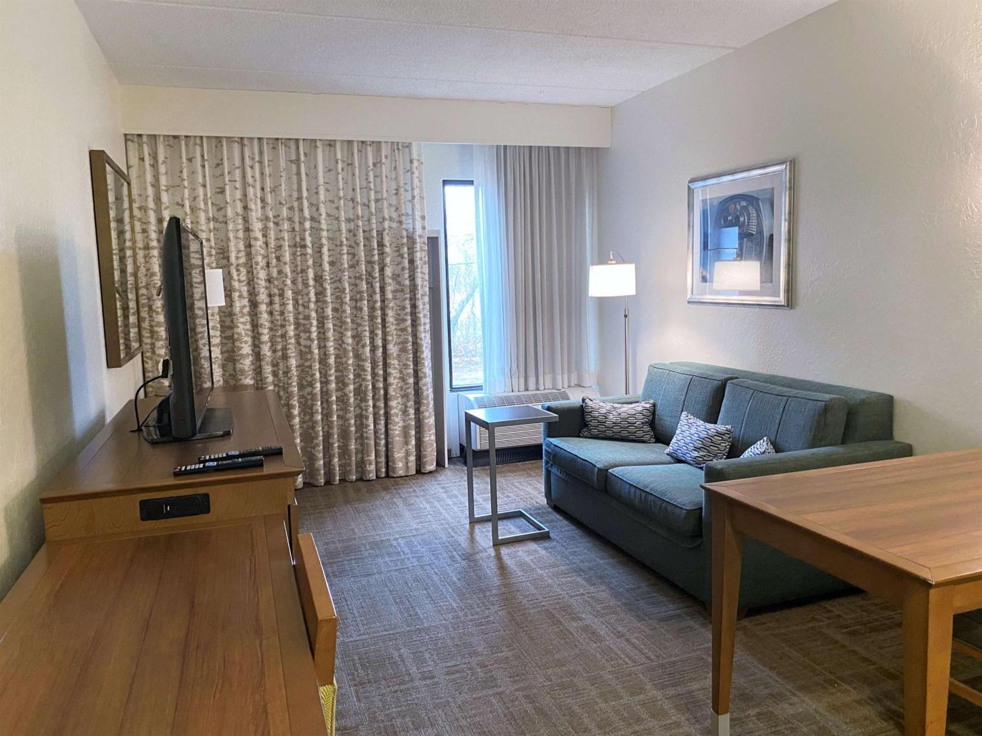 Hampton Inn By Hilton Milford Buitenkant foto