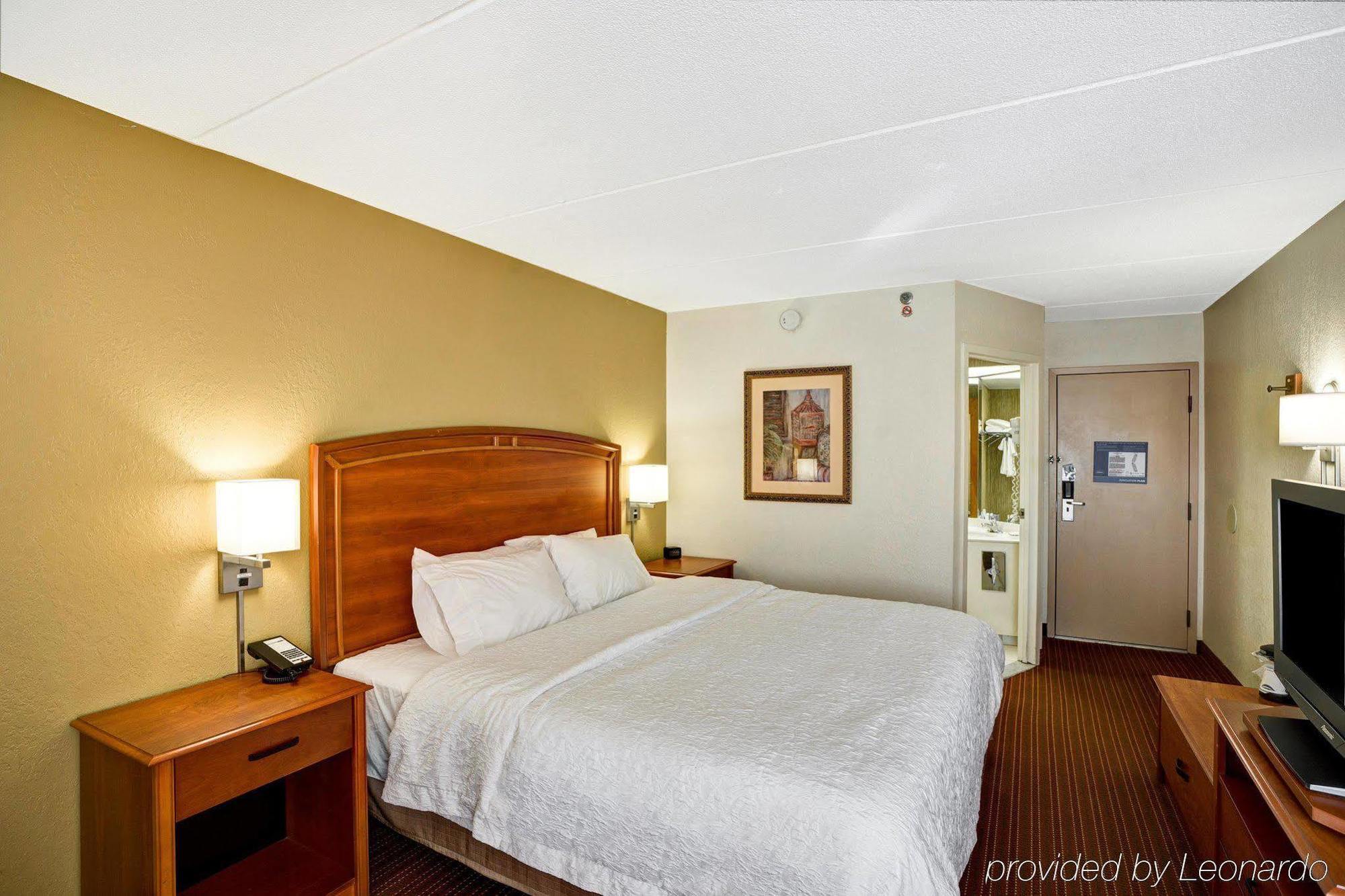 Hampton Inn By Hilton Milford Buitenkant foto