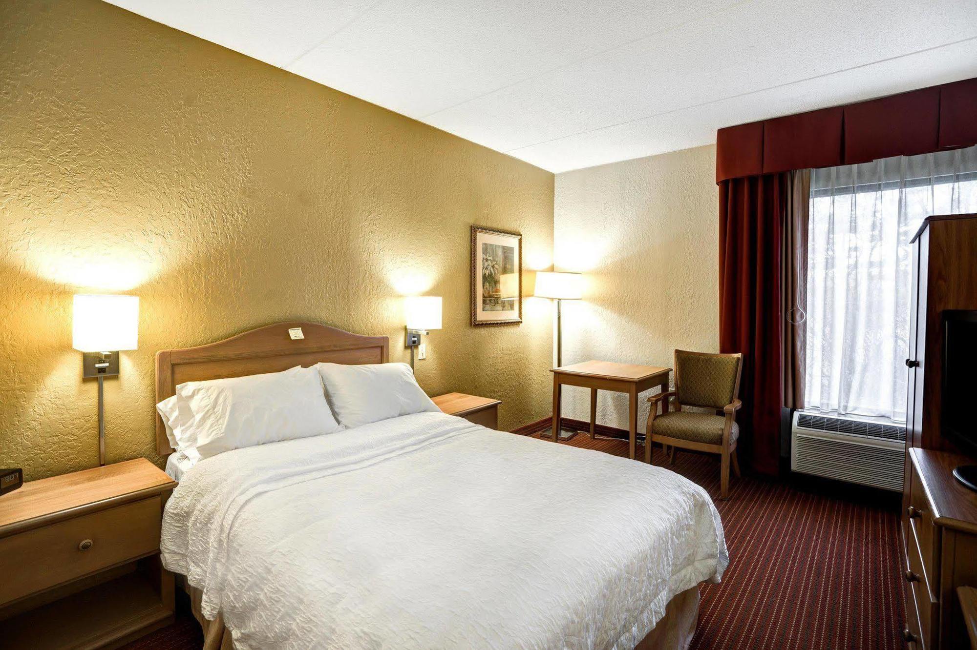 Hampton Inn By Hilton Milford Buitenkant foto